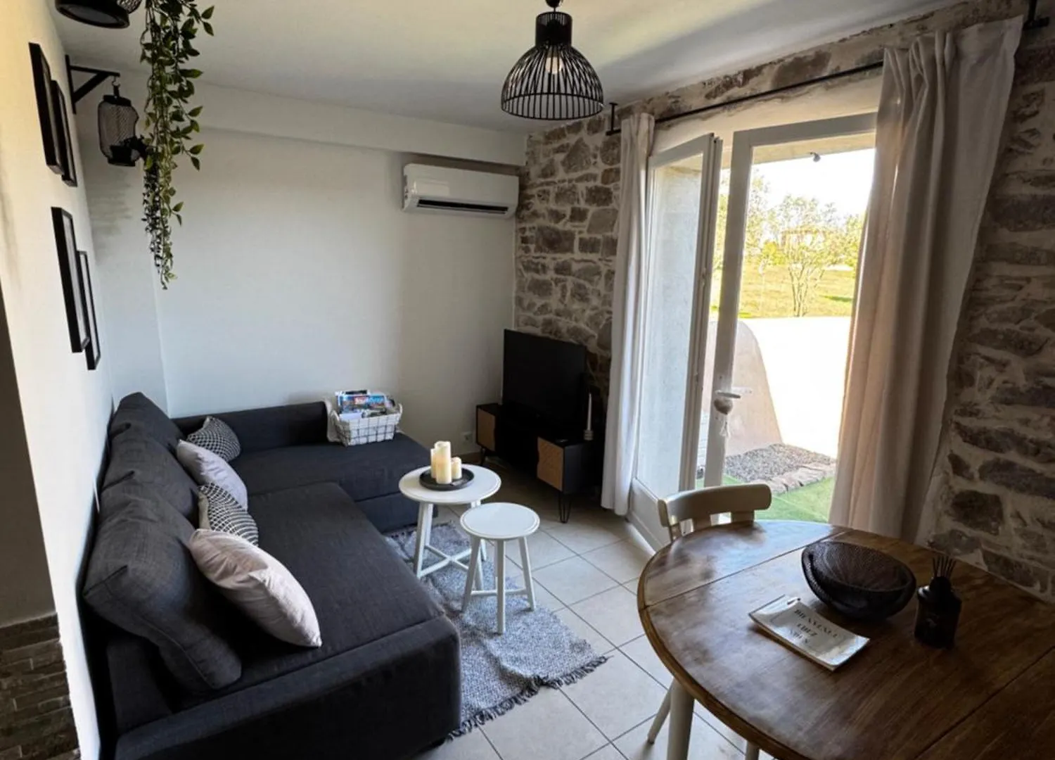 Appartement La Bastide Saint Pierre T2 - Jardin à Roquebrune-sur Argens 0*,  France